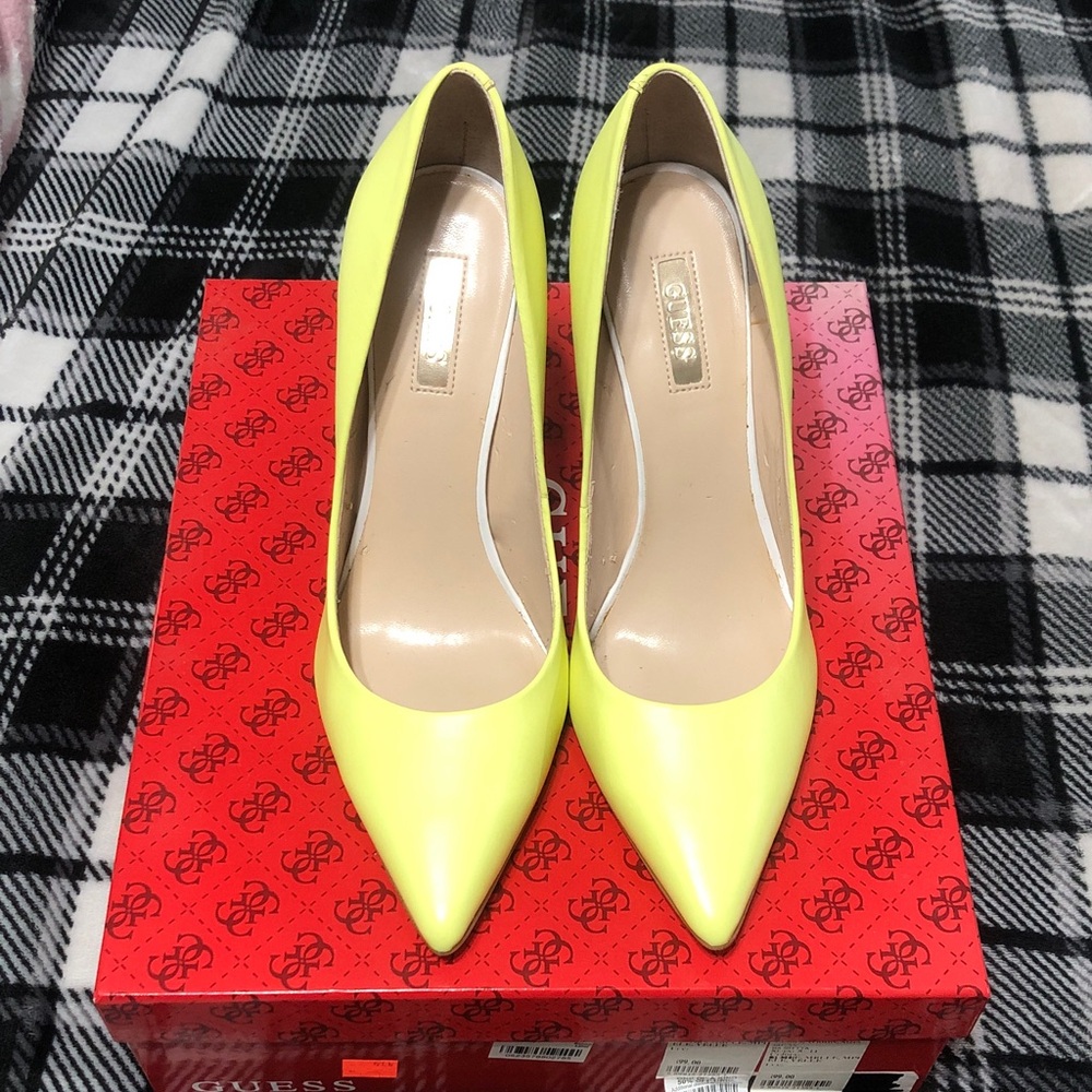 Guess Neon Yellow Pointed Toe Pumps